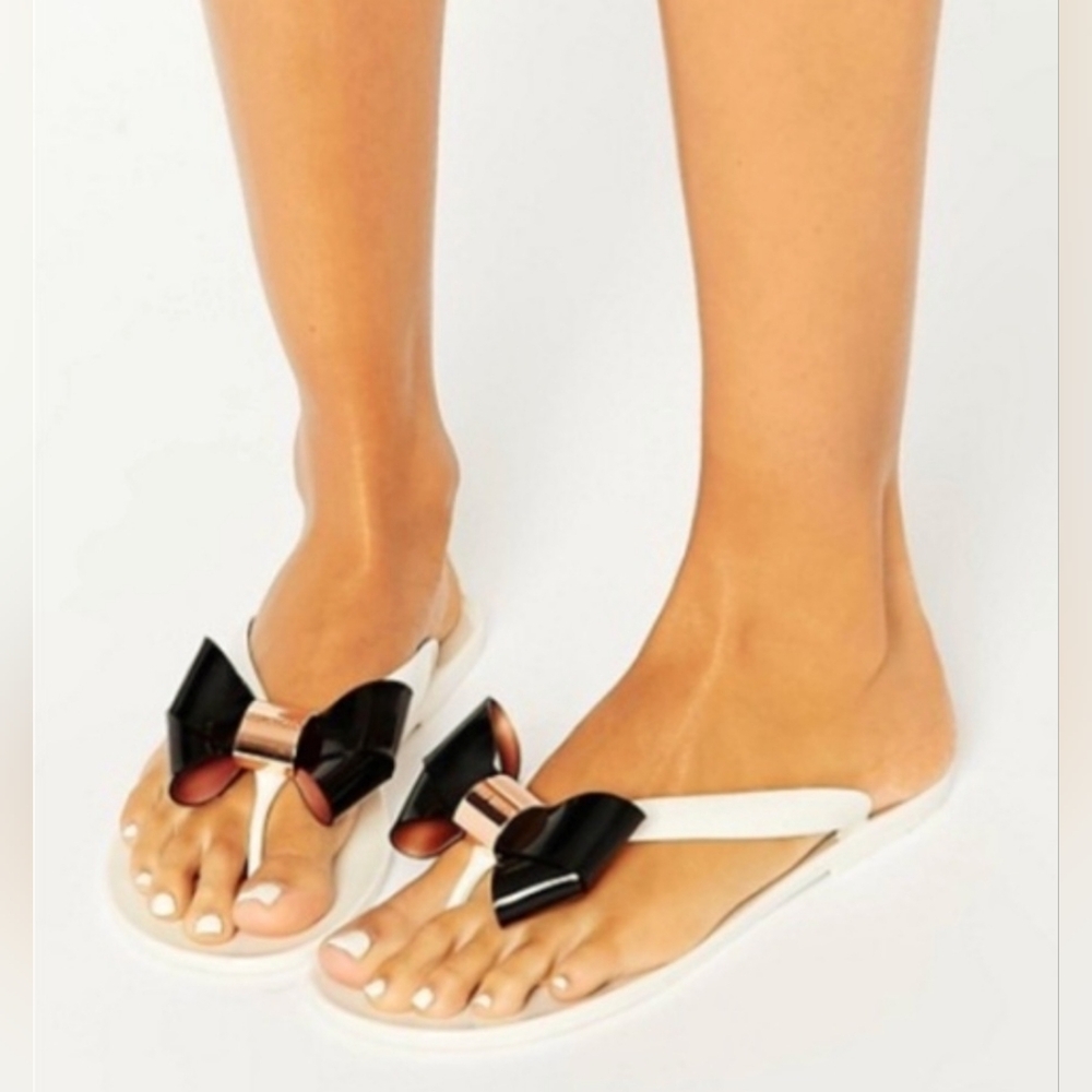 Ted Baker Ettiea White/Black Bow Jelly PVC Sandals UK 7 / US 10